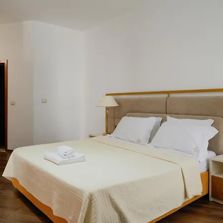 Chateau Linza 4* Shkozë