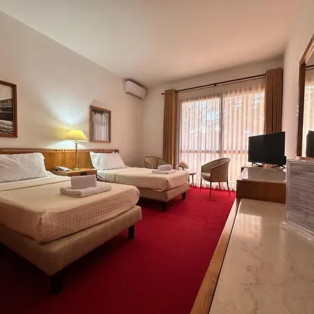 ホテル Chateau Linza 4*