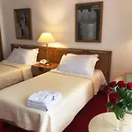 מלון Chateau Linza