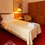 Chateau Linza Otel