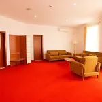 Otel Chateau Linza 4*