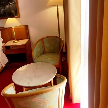 Hotel Chateau Linza Shkoze