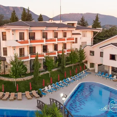 Chateau Linza Hotel 4*
