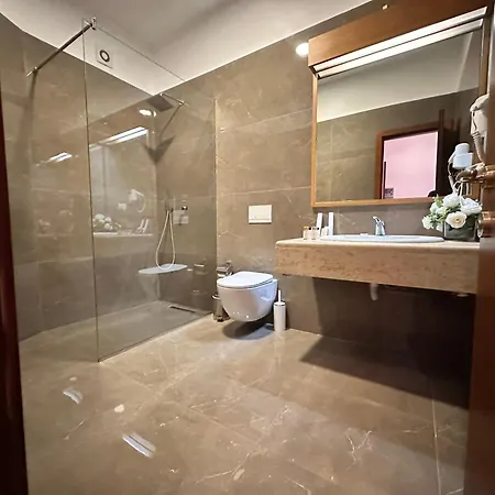 Chateau Linza Ξενοδοχείο 4*