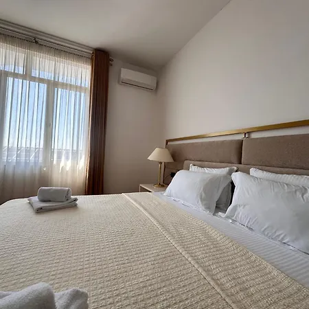 Chateau Linza Ξενοδοχείο 4*