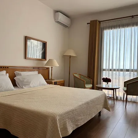 Chateau Linza מלון 4*