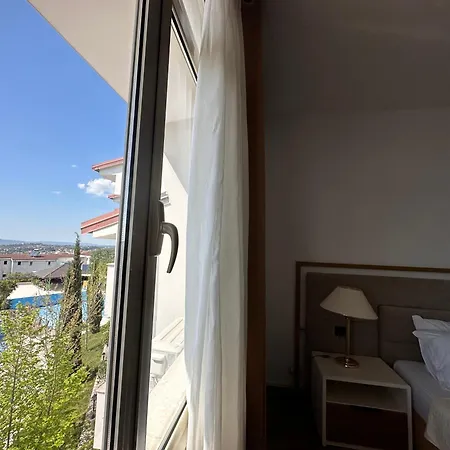 Chateau Linza Ξενοδοχείο Shkoze (Tirana)
