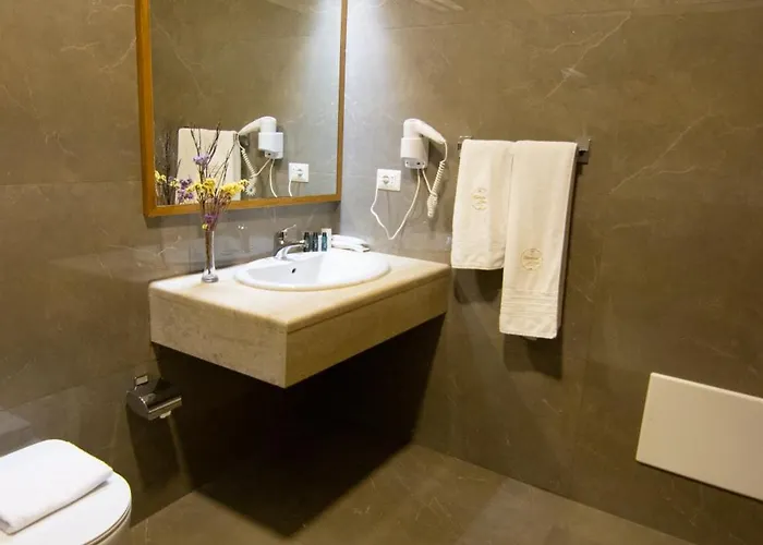 Chateau Linza 4*