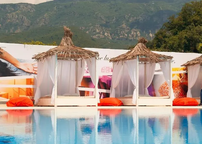 Chateau Linza 4*